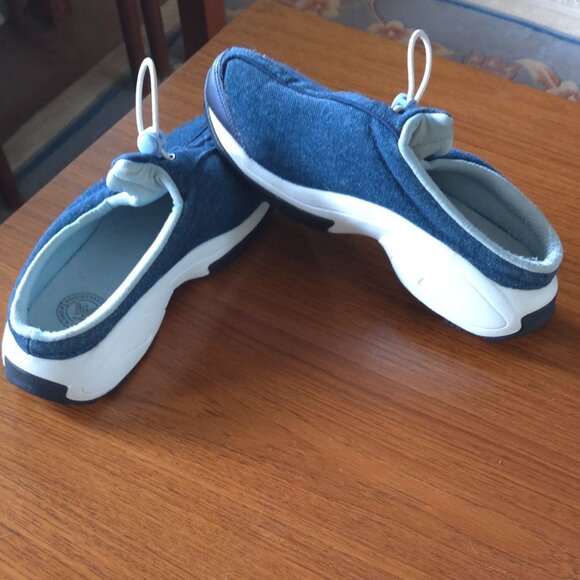 Nike Raise Havoc / Women's 302422 445 - Picture 5 of 12